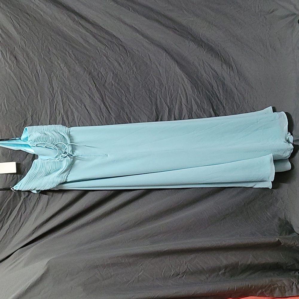 Dress - Picture 3 of 7